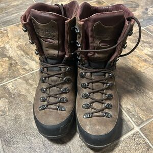 Women’s Kenetrek hiking boots